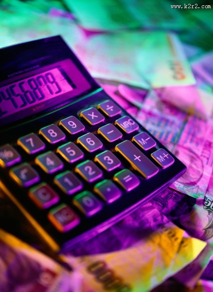 科幻色彩下的办公用品图片