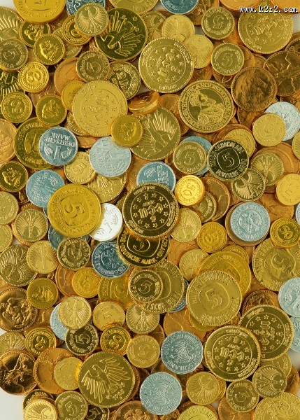 摆拍中的钱币图片