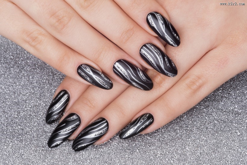 漂亮的美甲图片