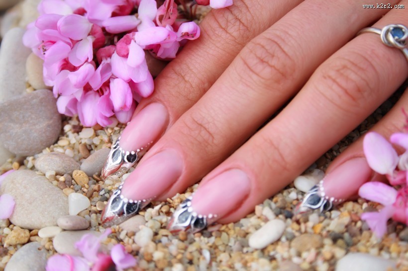 漂亮的美甲图片