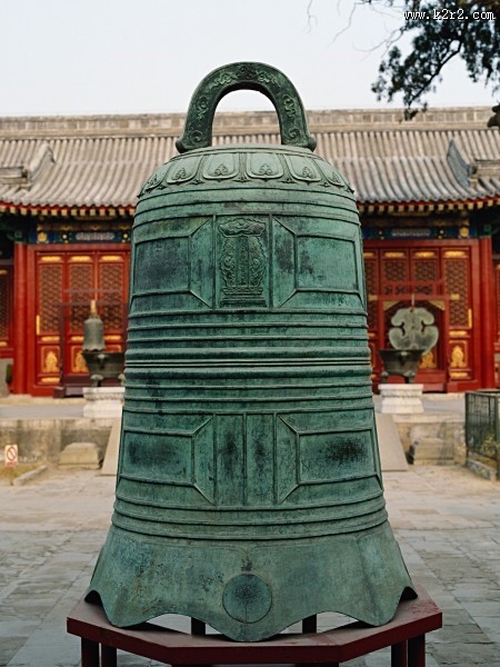 历史悠久的钟鼎图片