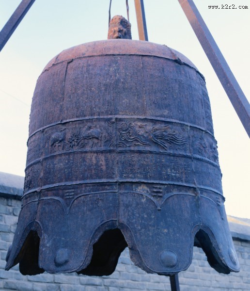 历史悠久的钟鼎图片