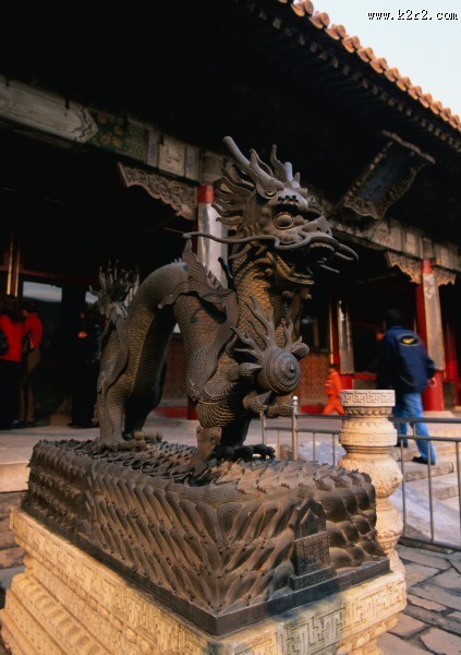 庙宇里的雕塑图片