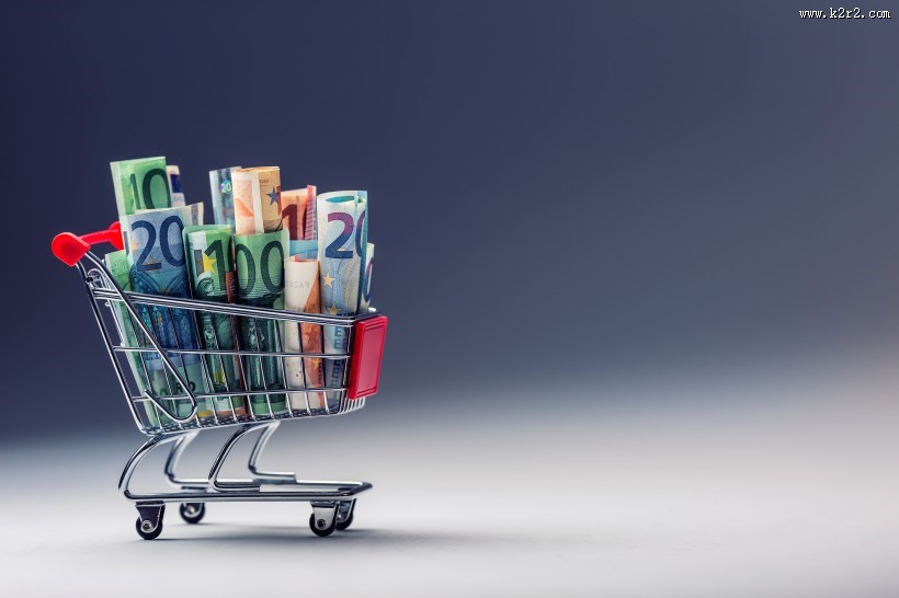 购物车与钞票图片