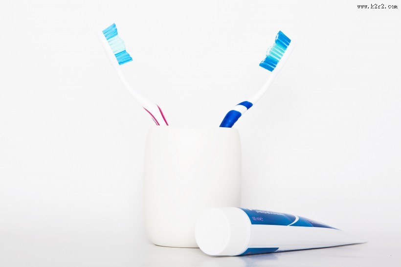 牙刷牙膏图片