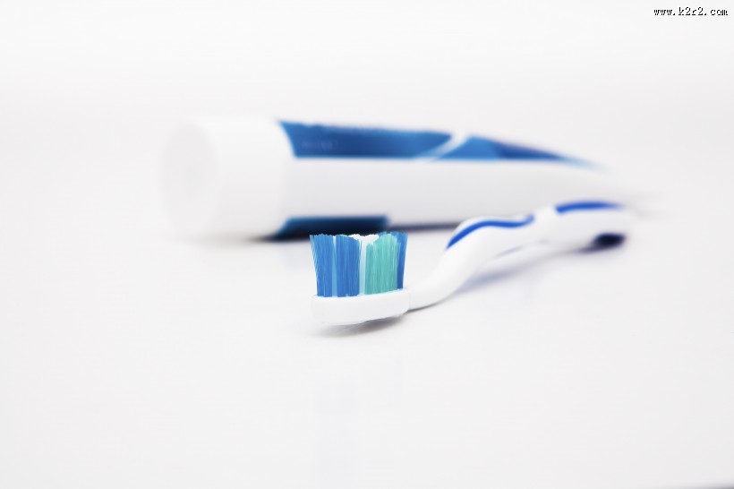 牙刷牙膏图片