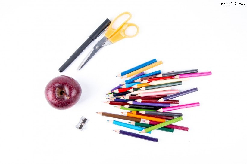 五颜六色的彩色铅笔图片