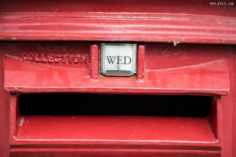 红色邮筒图片