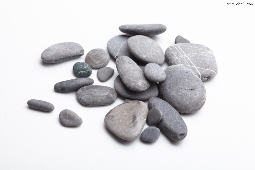 黑色鹅卵石图片