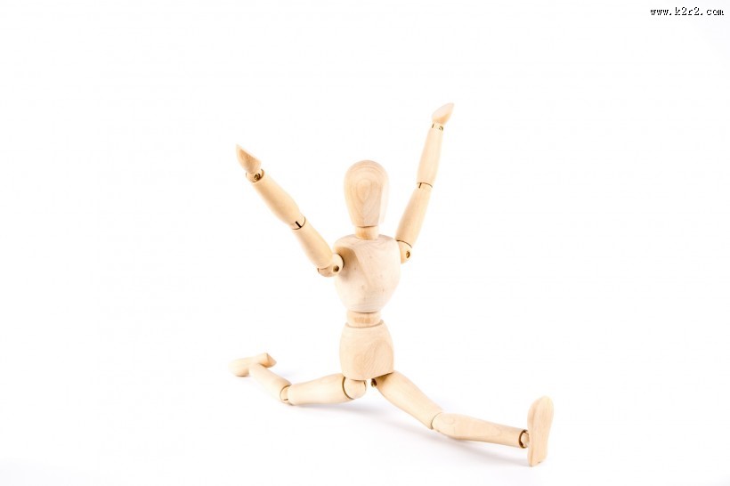 美术课上标准人物比例的木头小人图片