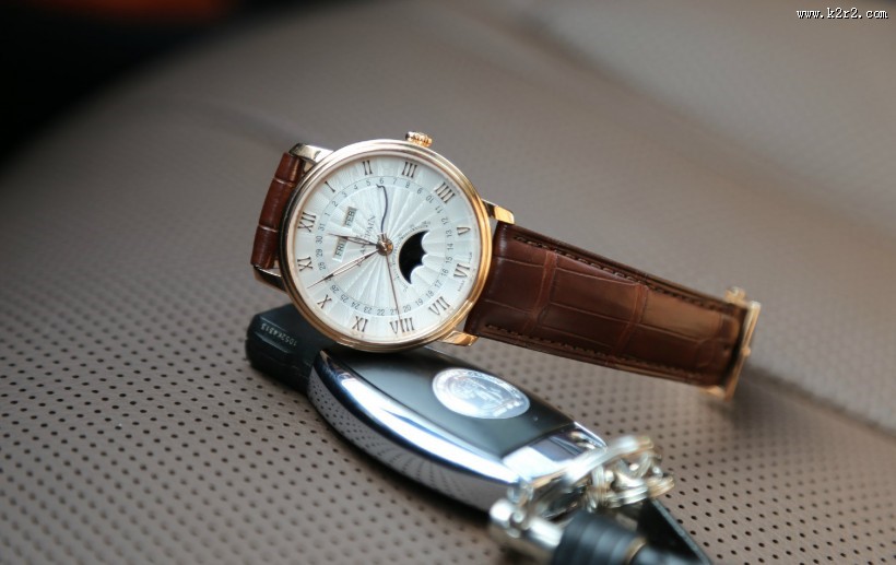 宝珀手表图片