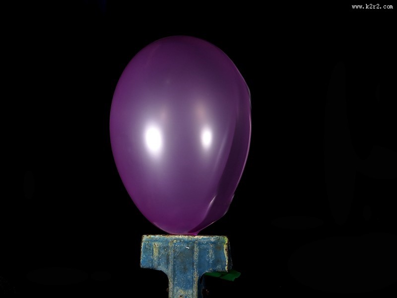 气球破裂至完爆瞬间图片