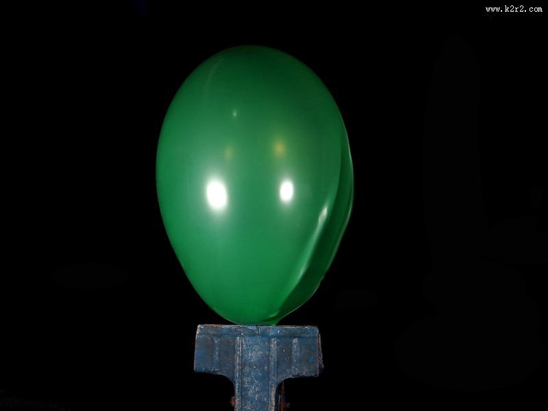 气球破裂至完爆瞬间图片