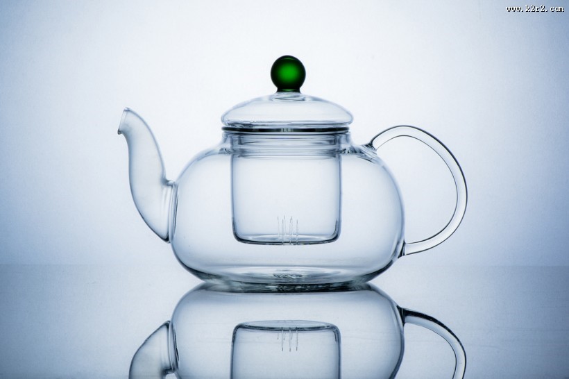 玻璃杯和玻璃瓶图片