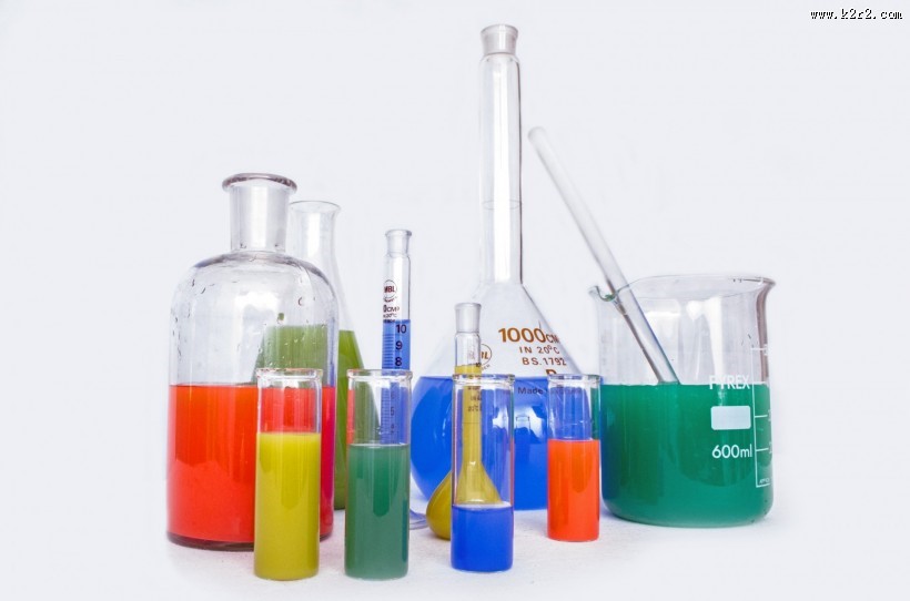 玻璃试管和玻璃烧杯图片