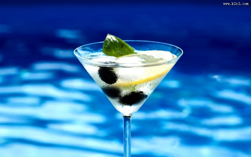 精致高脚杯图片大全