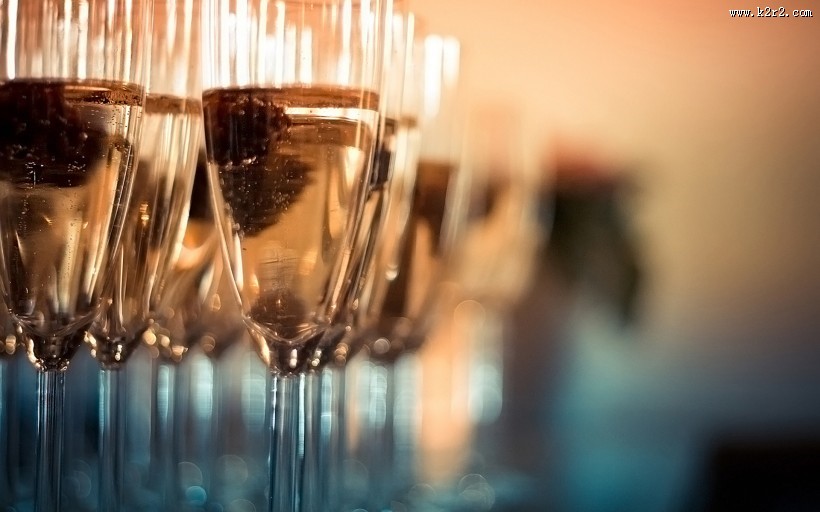 精致高脚杯图片大全