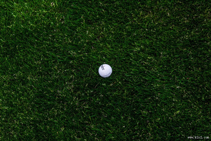 高尔夫球杆和高尔夫球的图片大全