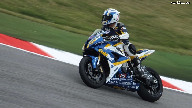 摩托车比赛图片
