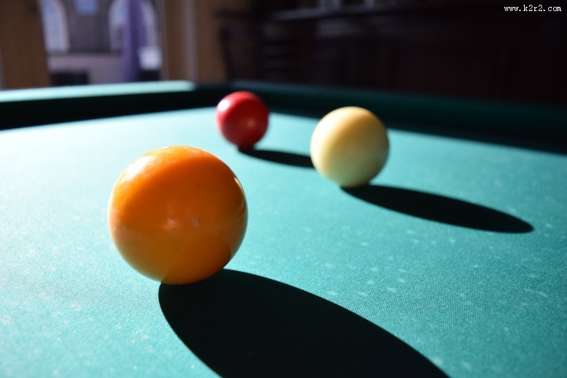 桌上的台球图片大全