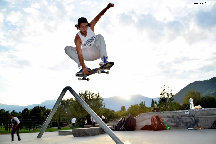 炫酷的滑板运动图片