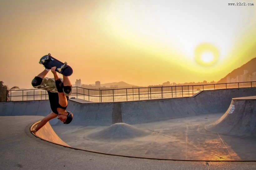炫酷的滑板运动图片大全