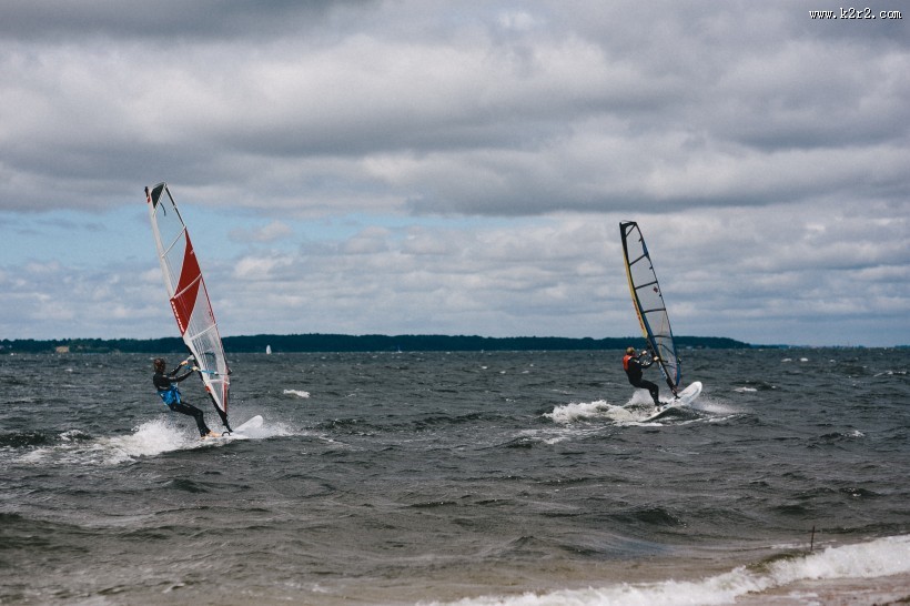 海边的海上运动图片