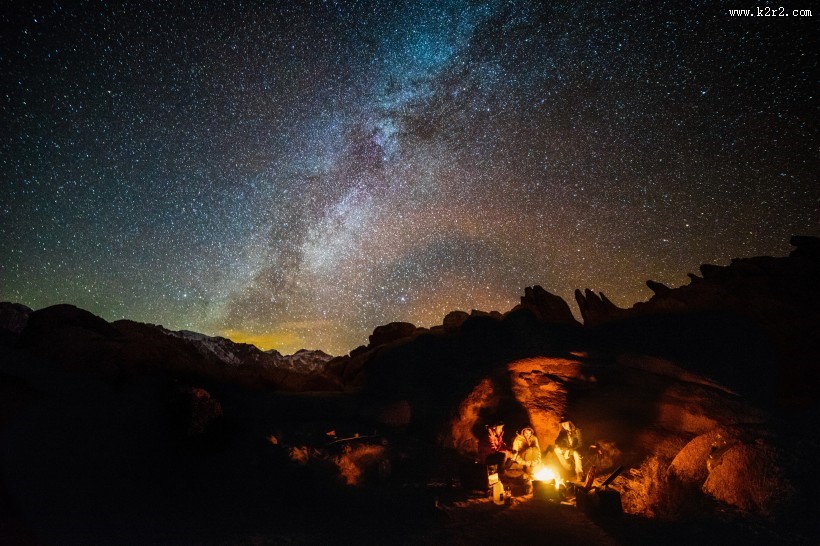 星空下的户外帐篷图片