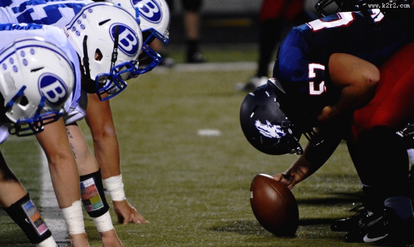 激烈的橄榄球比赛图片大全