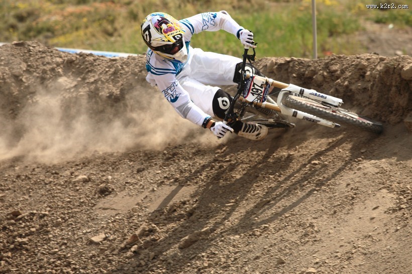 山地自行车赛图片