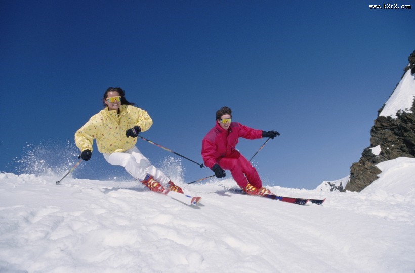 滑雪运动图片大全