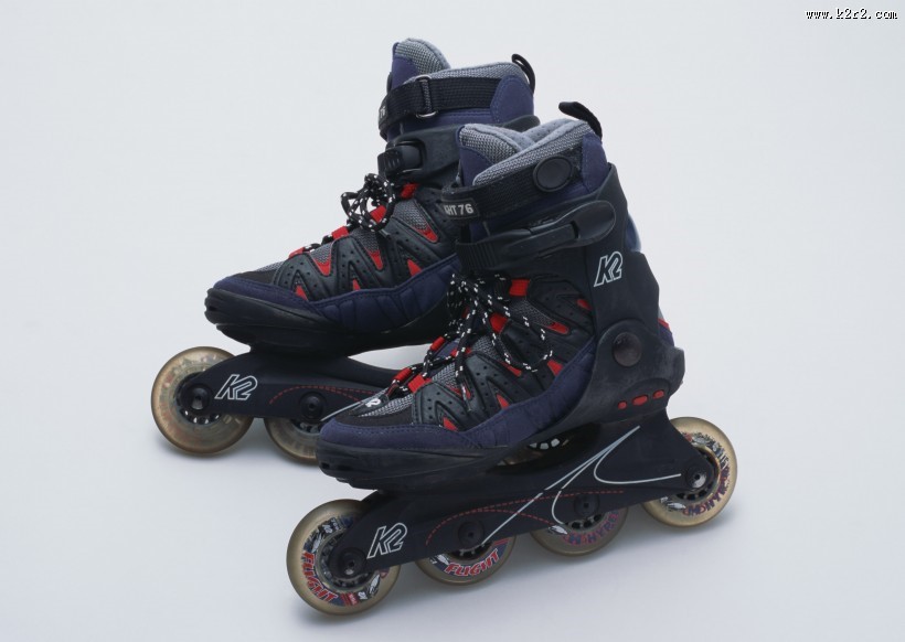 旱冰鞋图片