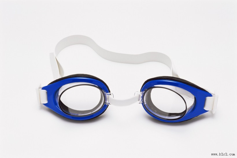 水上运动用品图片