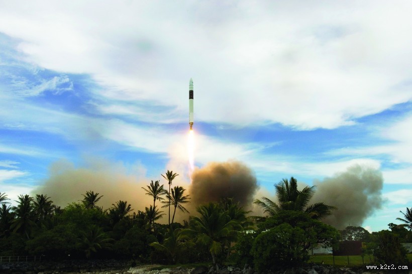 发射升空的火箭图片大全