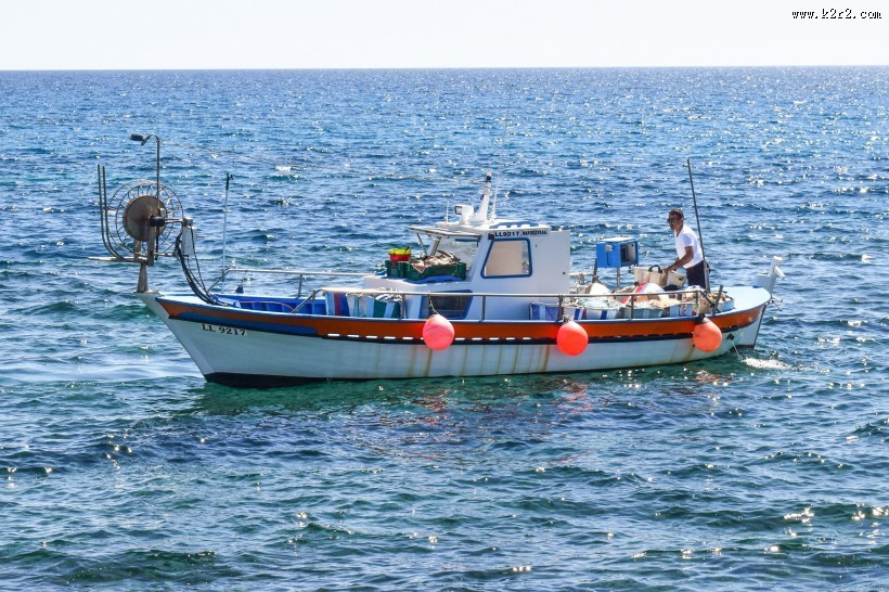 各种各样的渔船图片