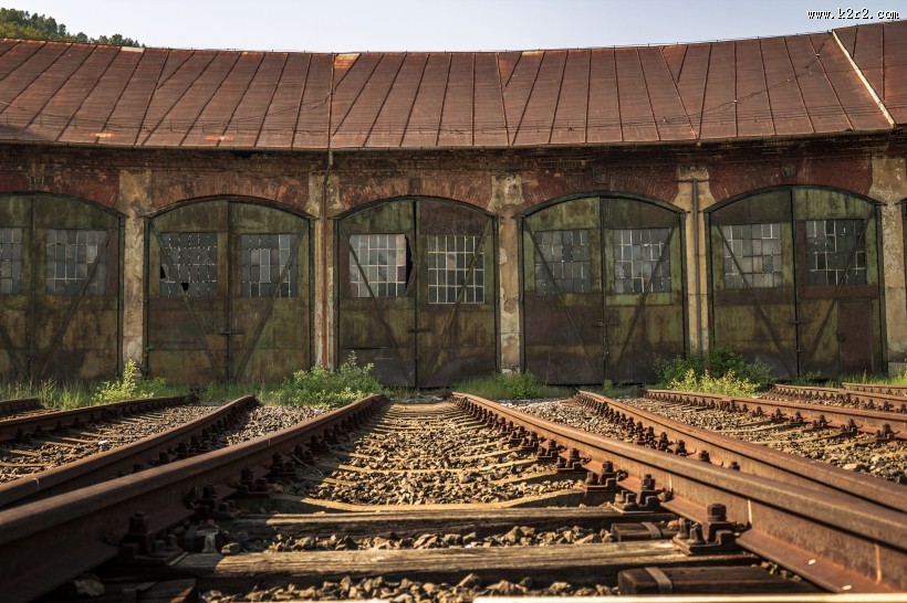 笔直的铁路图片