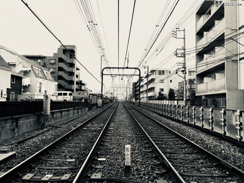 笔直的铁路图片