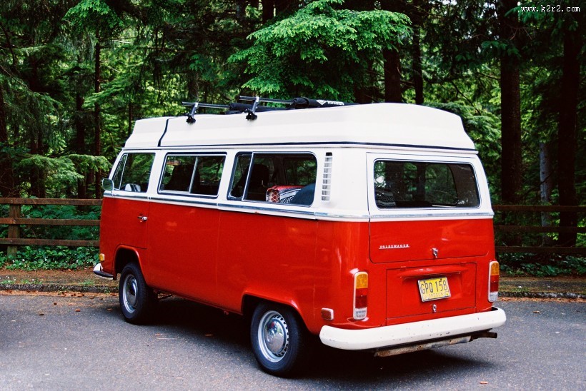 老款怀旧的巴士图片大全