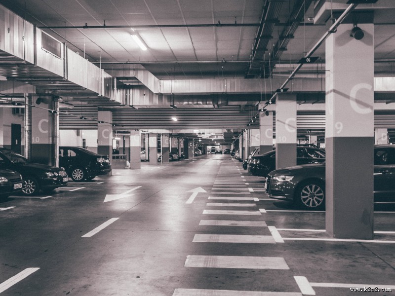 地下停车场图片大全