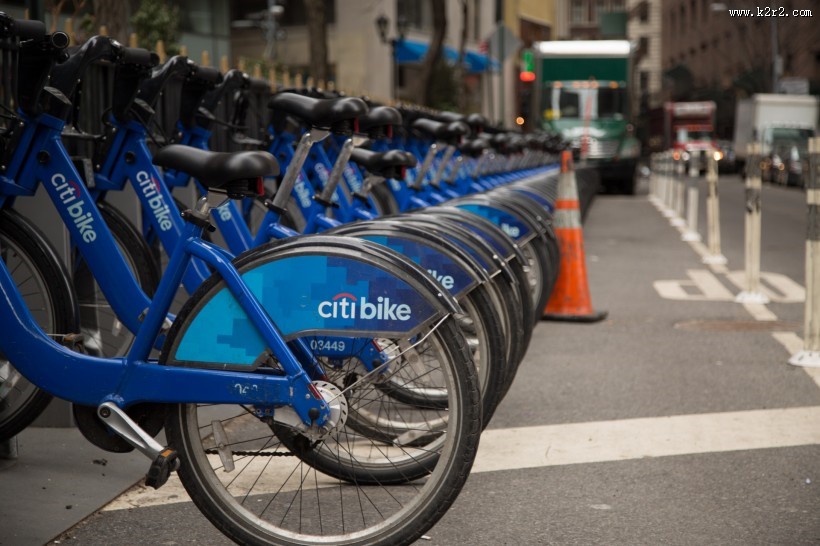 蓝色美国自行车图片