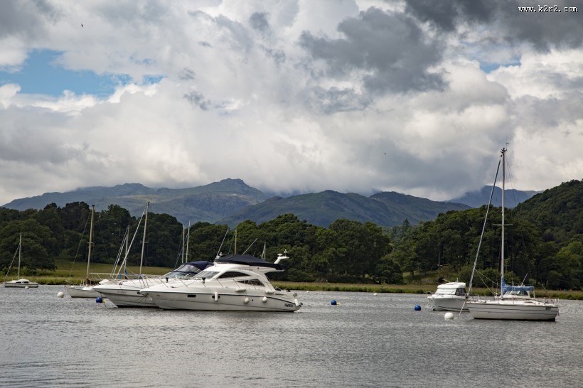 游艇和游艇码头图片