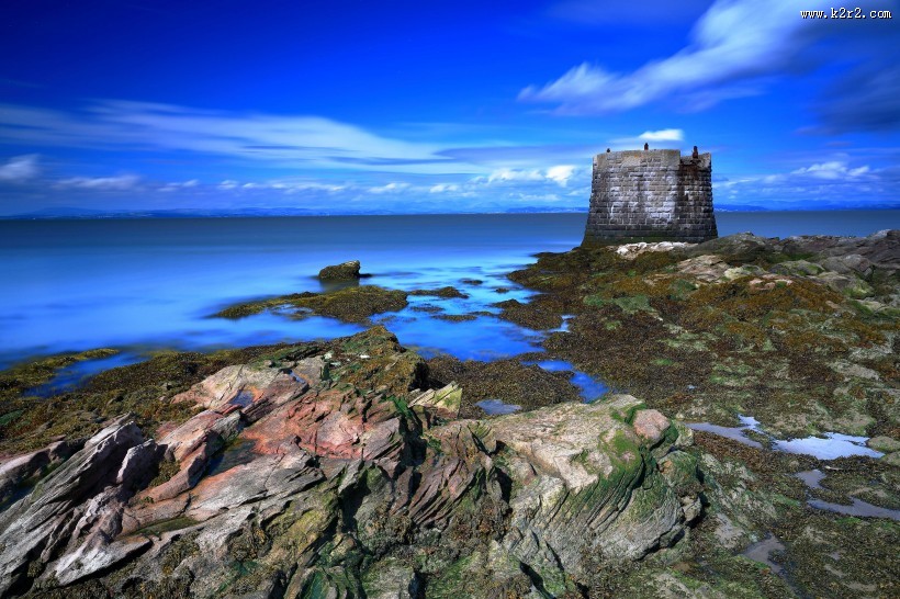 海滩航标风景图片