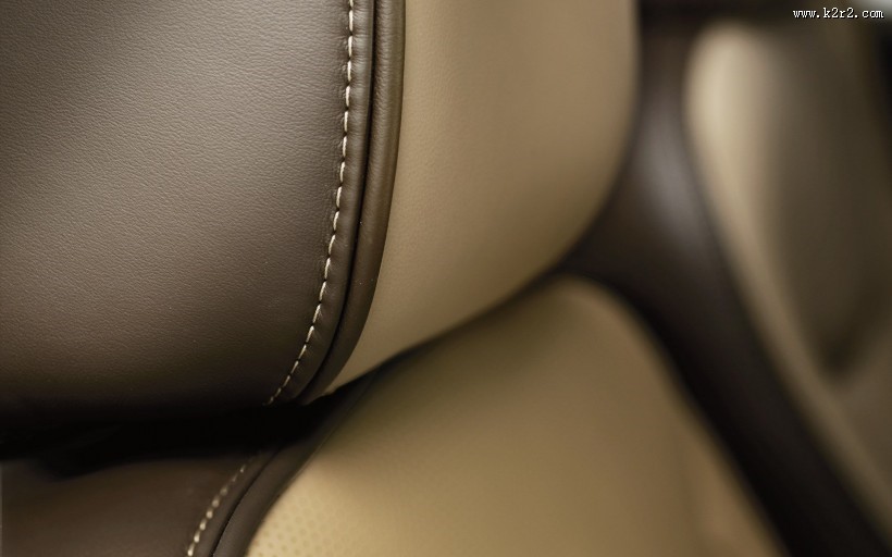 克莱斯勒汽车内部图片