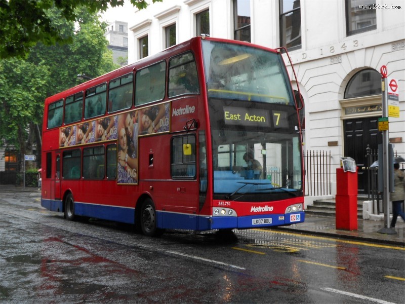 各地区好看的双层巴士图片