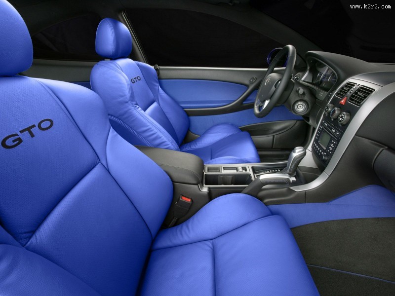 汽车驾驶室图片