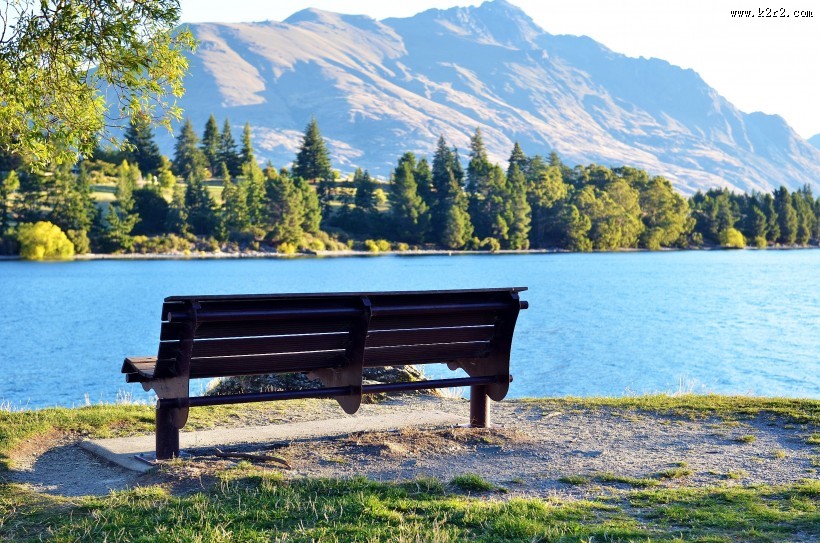 露天的长椅图片大全