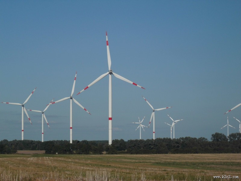 风力发电的风力发电机图片