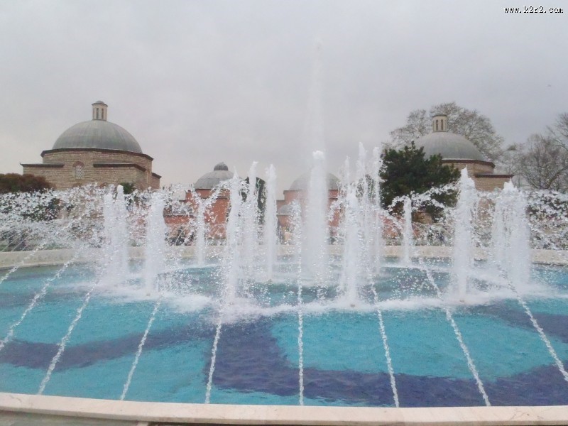 美丽的喷泉图片大全