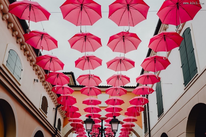 欧式建筑的街角图片