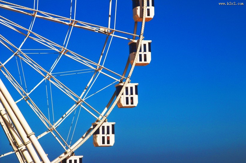 高大的摩天轮图片